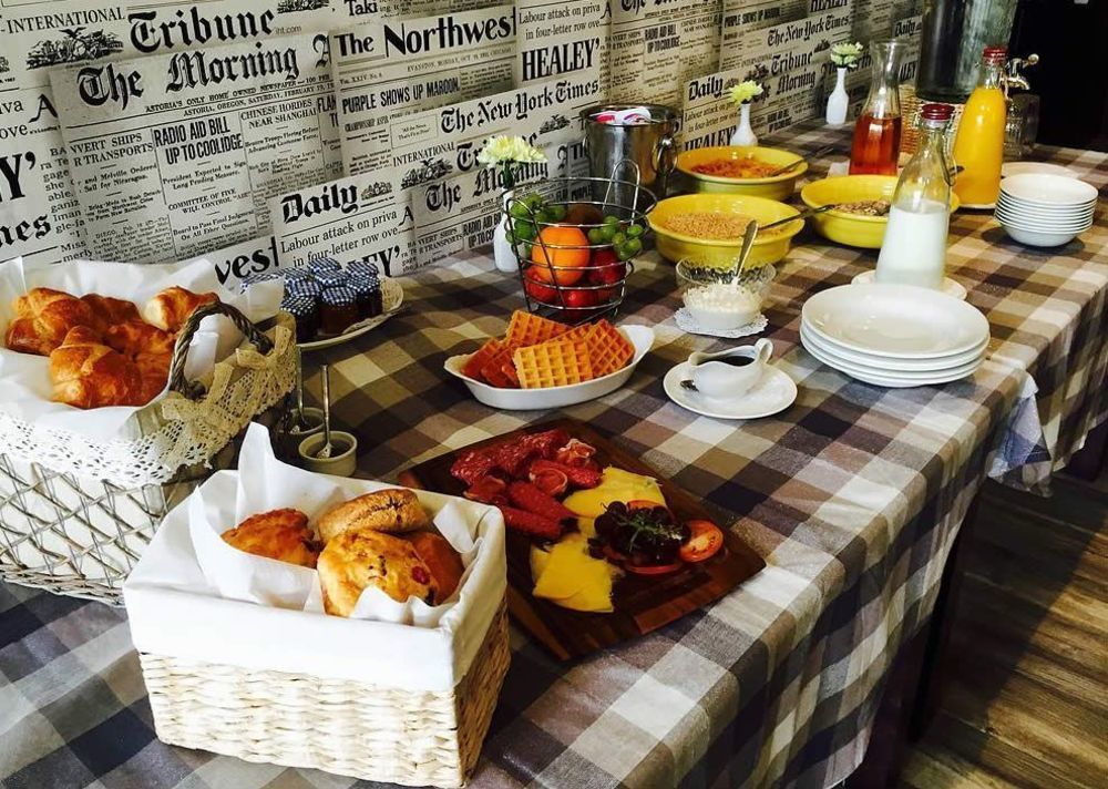 Burren Atlantic Hotel & Holiday Cottages Баливоган Екстериор снимка